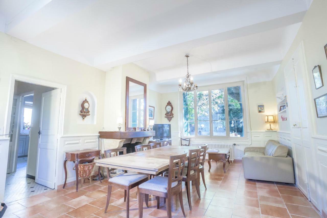 니장레젱세륀 Domaine De Salabert B&B 외부 사진